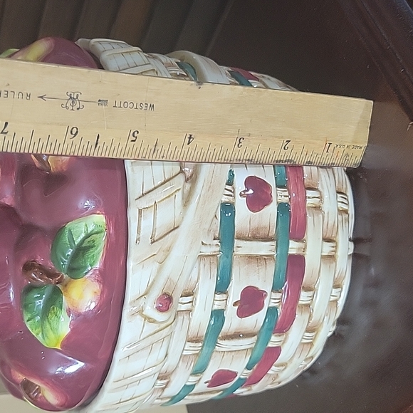 Heartfelt Kitchen Creations Apple Canister - Picture 4 of 9